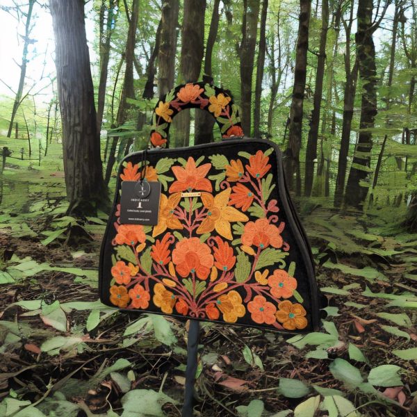 Heritage Handbag - Black - Image 2