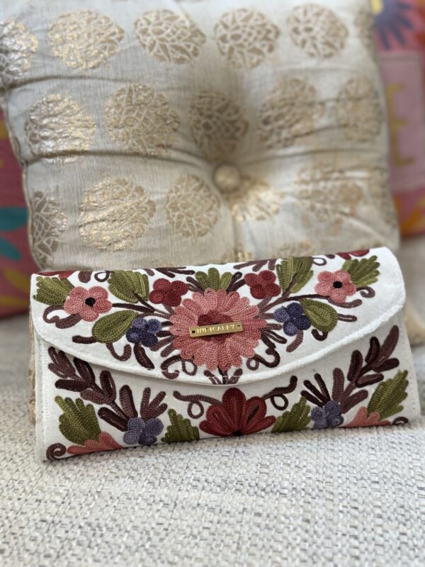 Aari Velvet Wallet - White