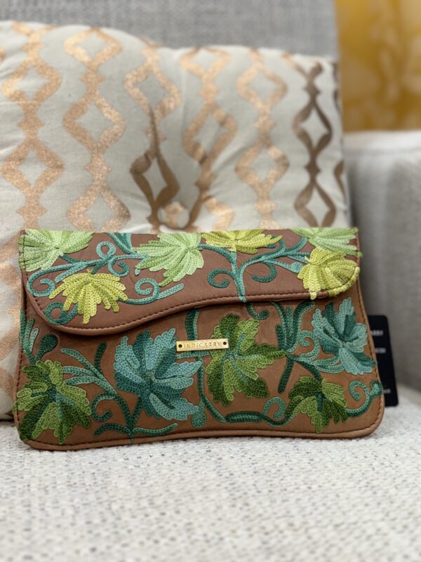 Emberora Wallet - Brown