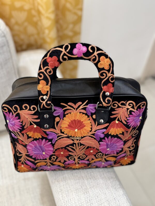 Aari Embroidered Laptop Bag - Image 3