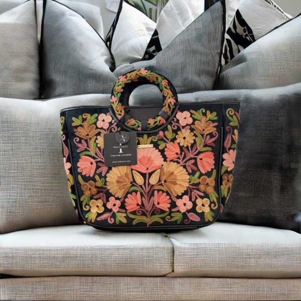 Everyday Elegance Tote - Black