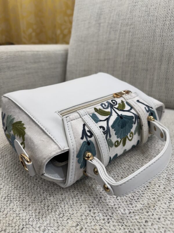Velvet Aura Sling - White - Image 4